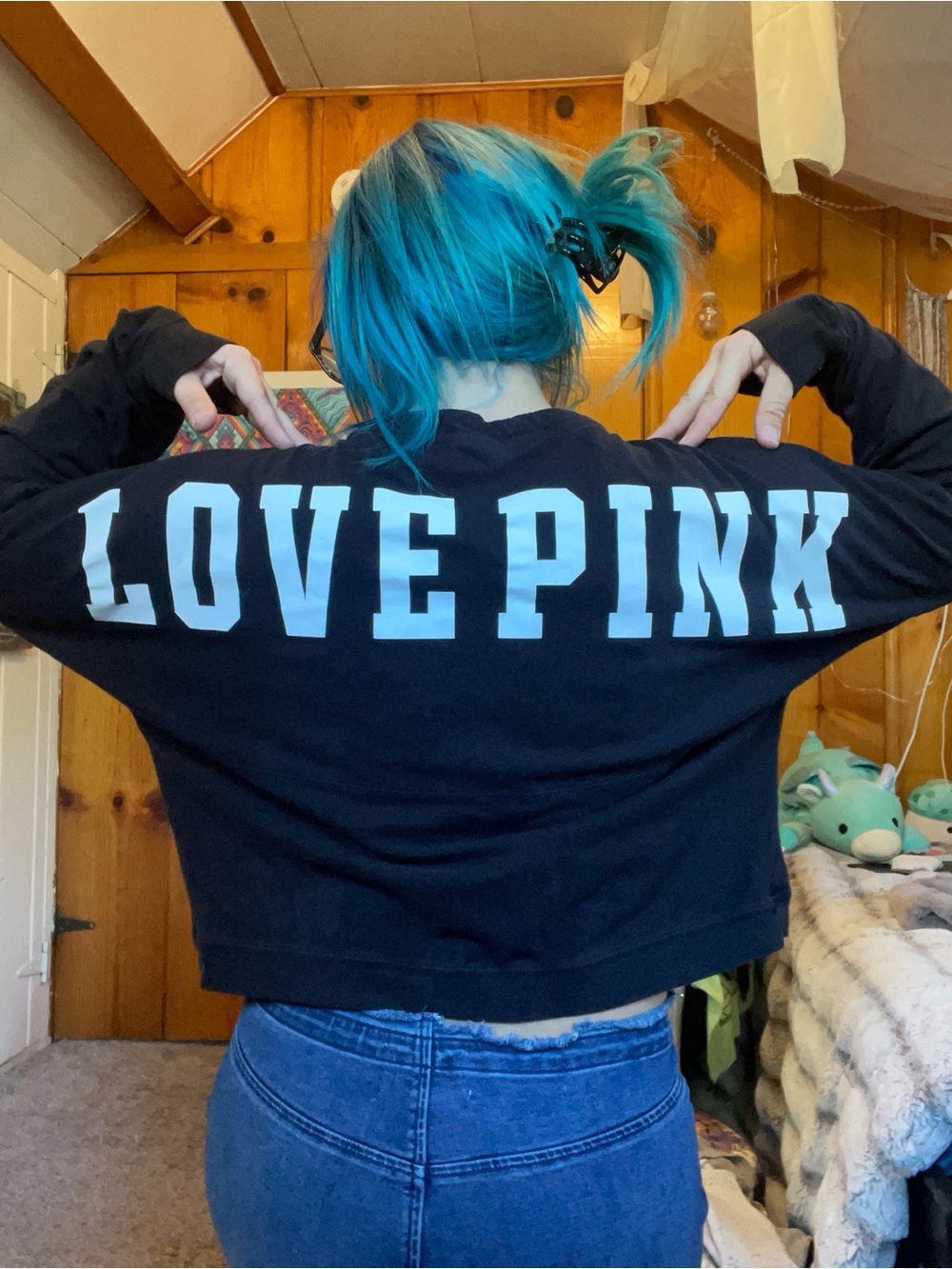 PINK Black Cropped Crewneck "LOVE PINK" Sweatshirt